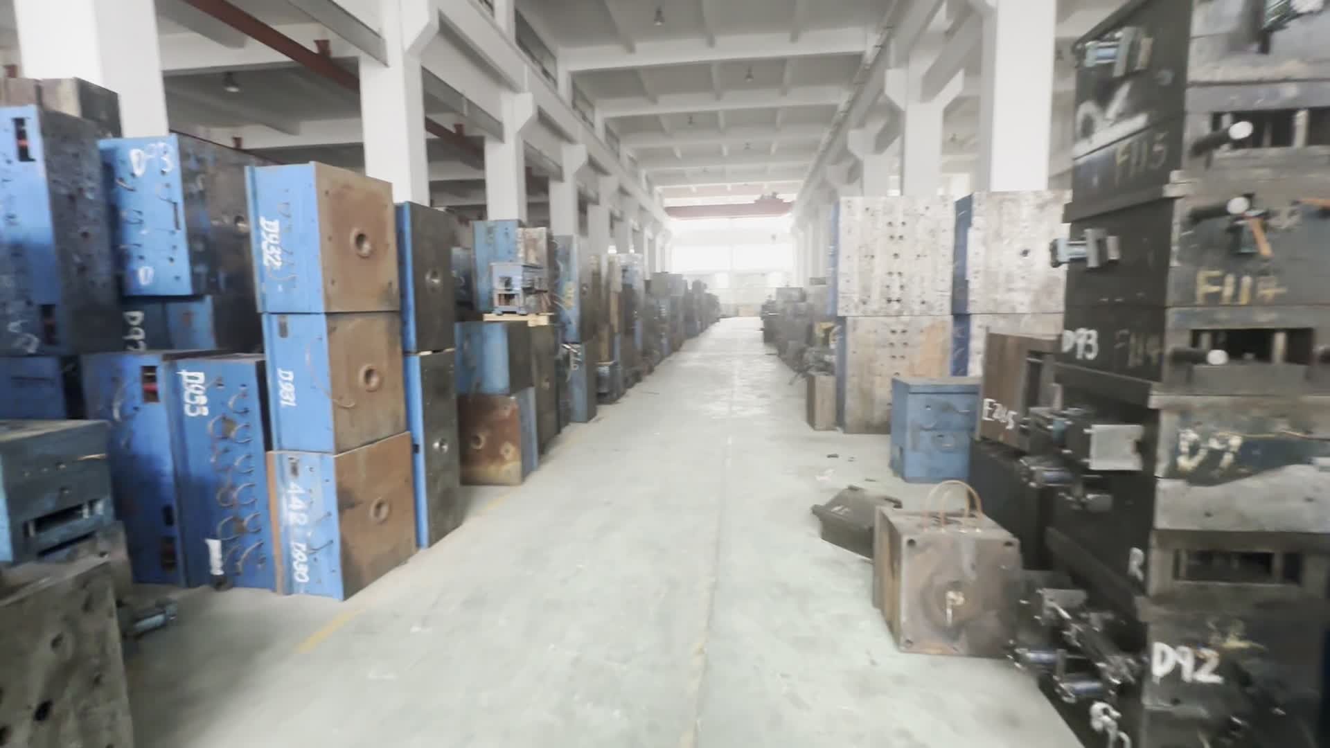 Shunyang Auto Parts Mold Warehouse