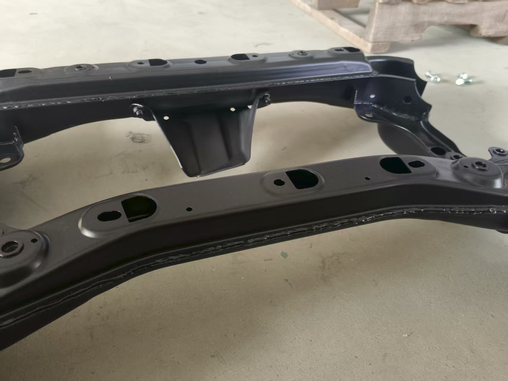 For W206 Wishbone Crossmember 2236209203