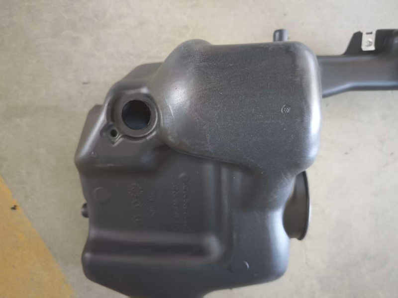 W 204 Water Pot, Double Hole Design, With Heating Function