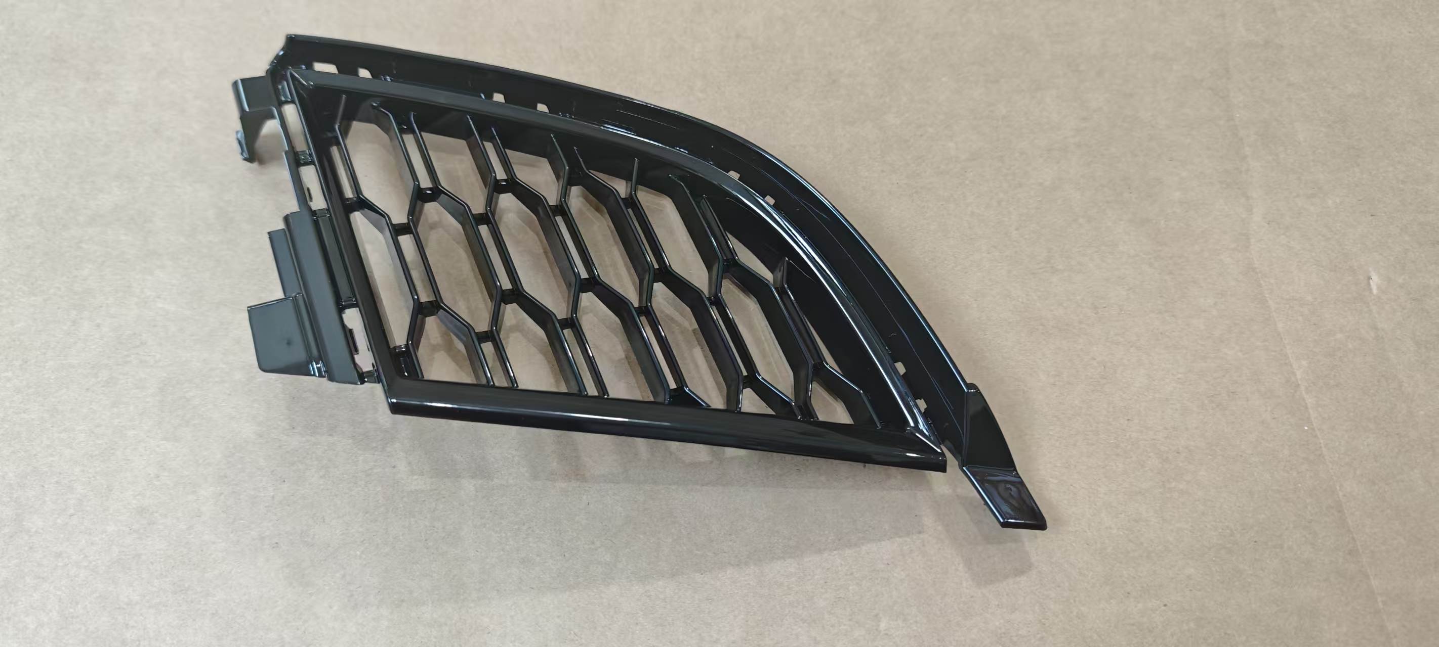 Fit for G20/G28 Lower Grille Cover L Lower Grille Cover R