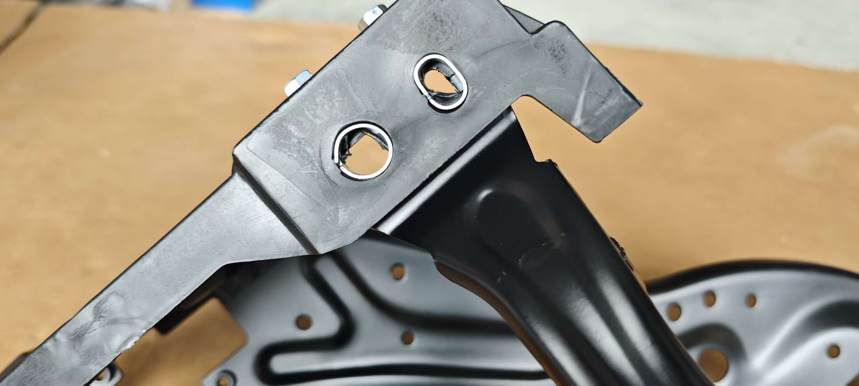 Fit for Benz W212 headlamp panel L 2126204600 R 2126204700