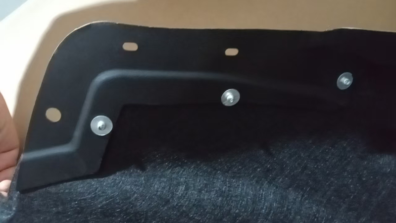 Fit for XC60 front leaf plate lining L front leaf plate lining R