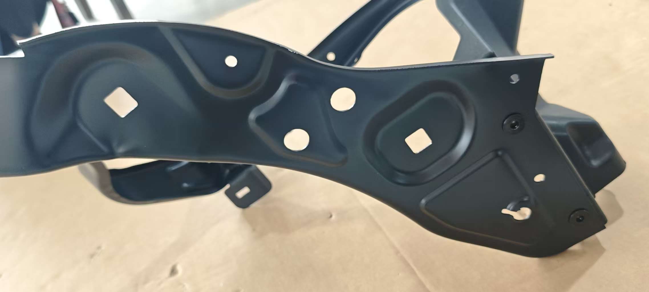 Fit for benz W218 HEADLAMP PANEL L 2186202400 R 2186202500