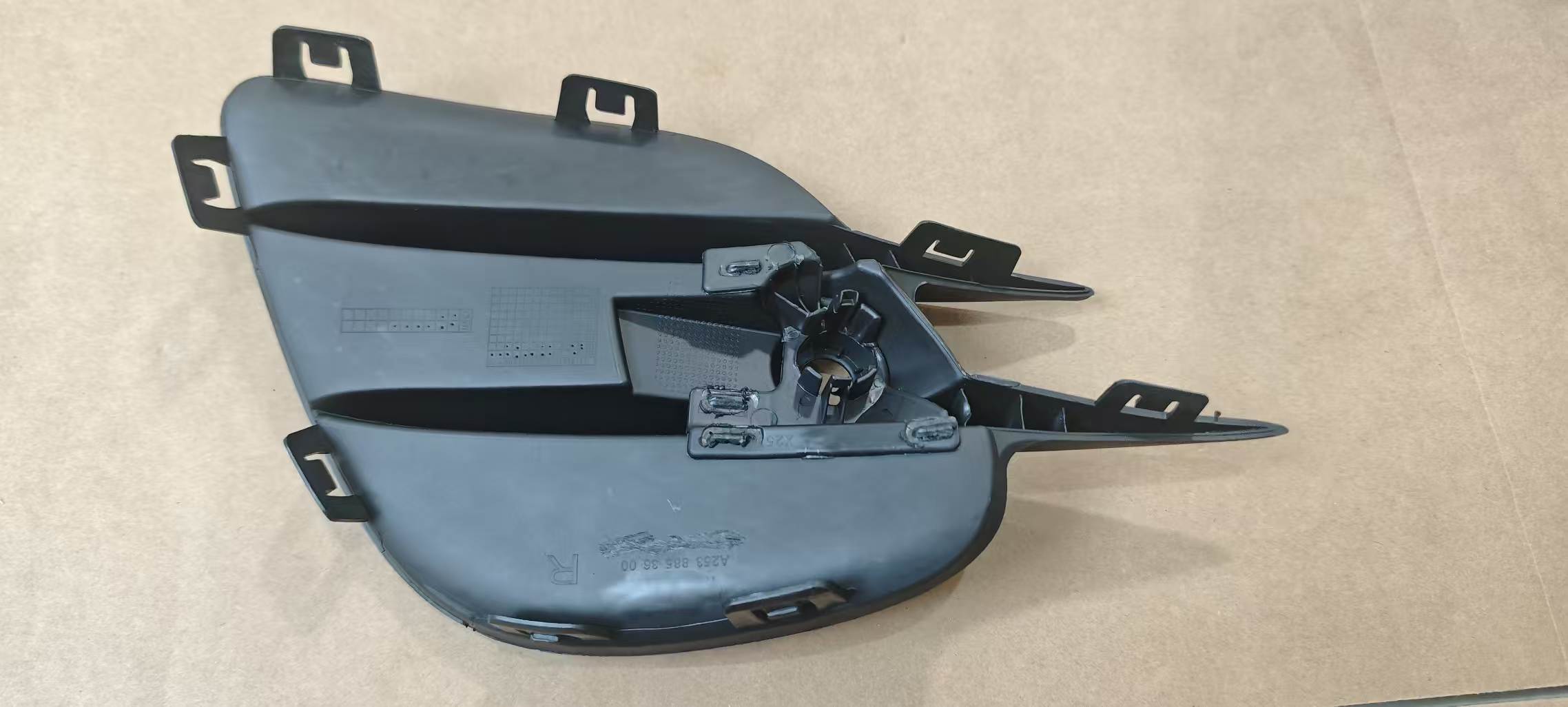 Fit for 253 fog lamp cover R（sport） fog lamp cover L（sport）