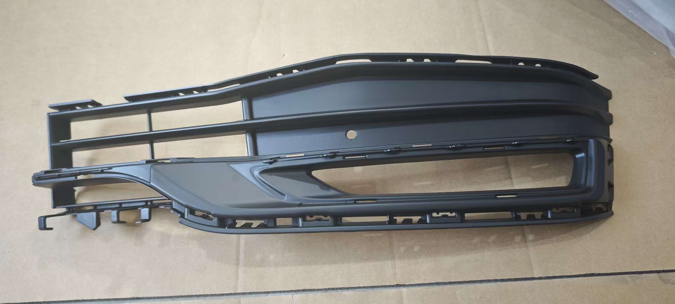 Fit for G38 fog lamp plate (with hole）L fog lamp plate (with hole）R