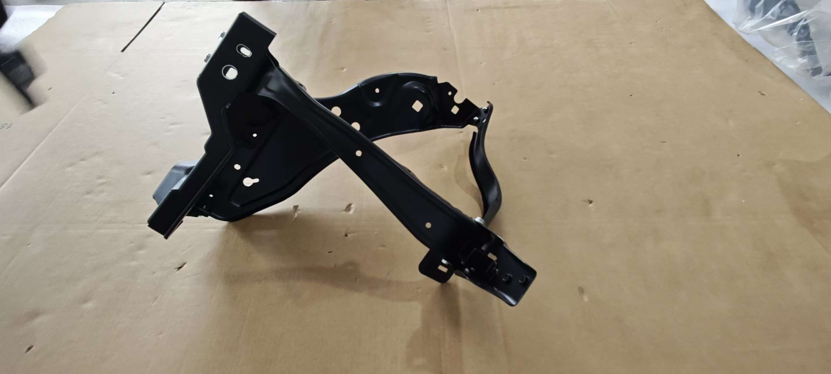 Fit for benz W218 HEADLAMP PANEL L 2186200500 R 2186200600