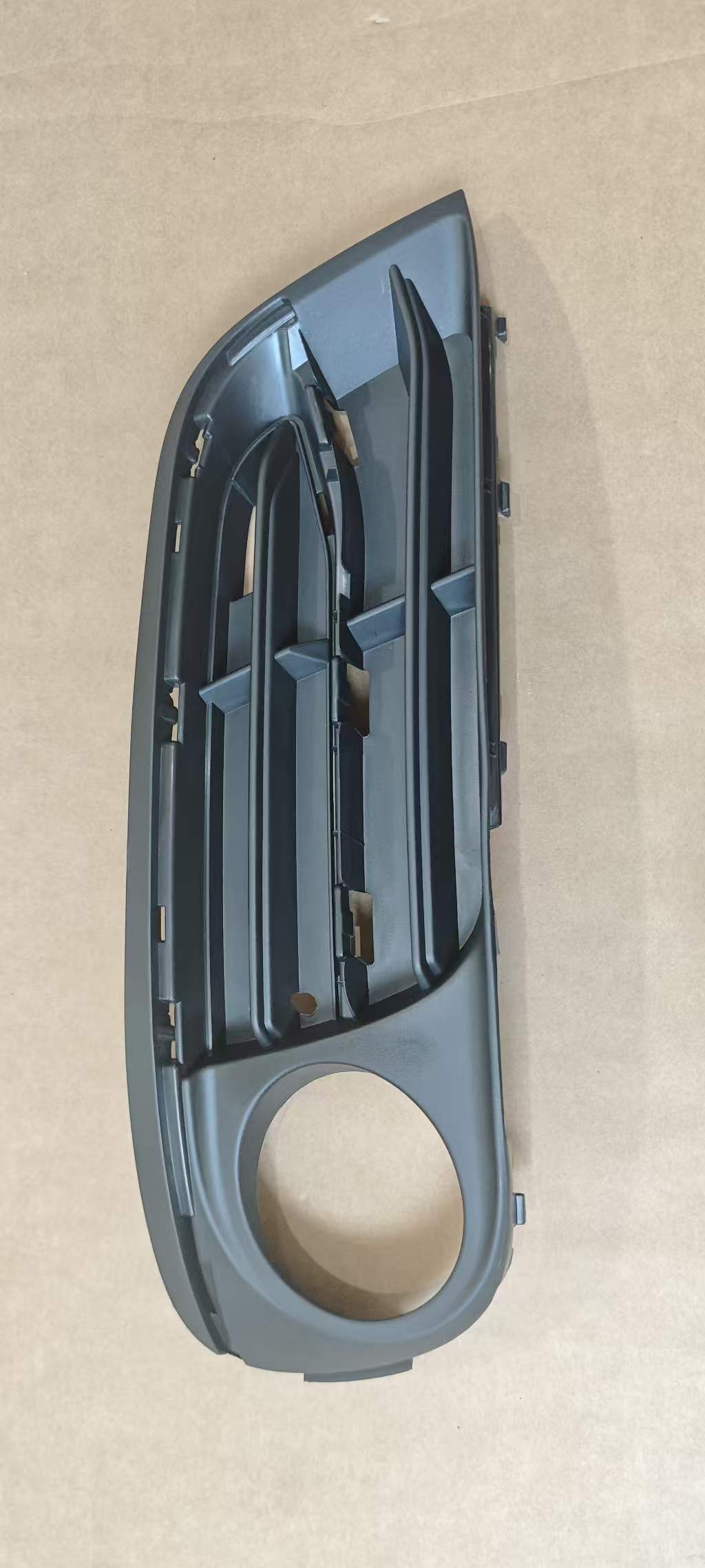 Fit for F18 Fog lamp L Fog lamp R